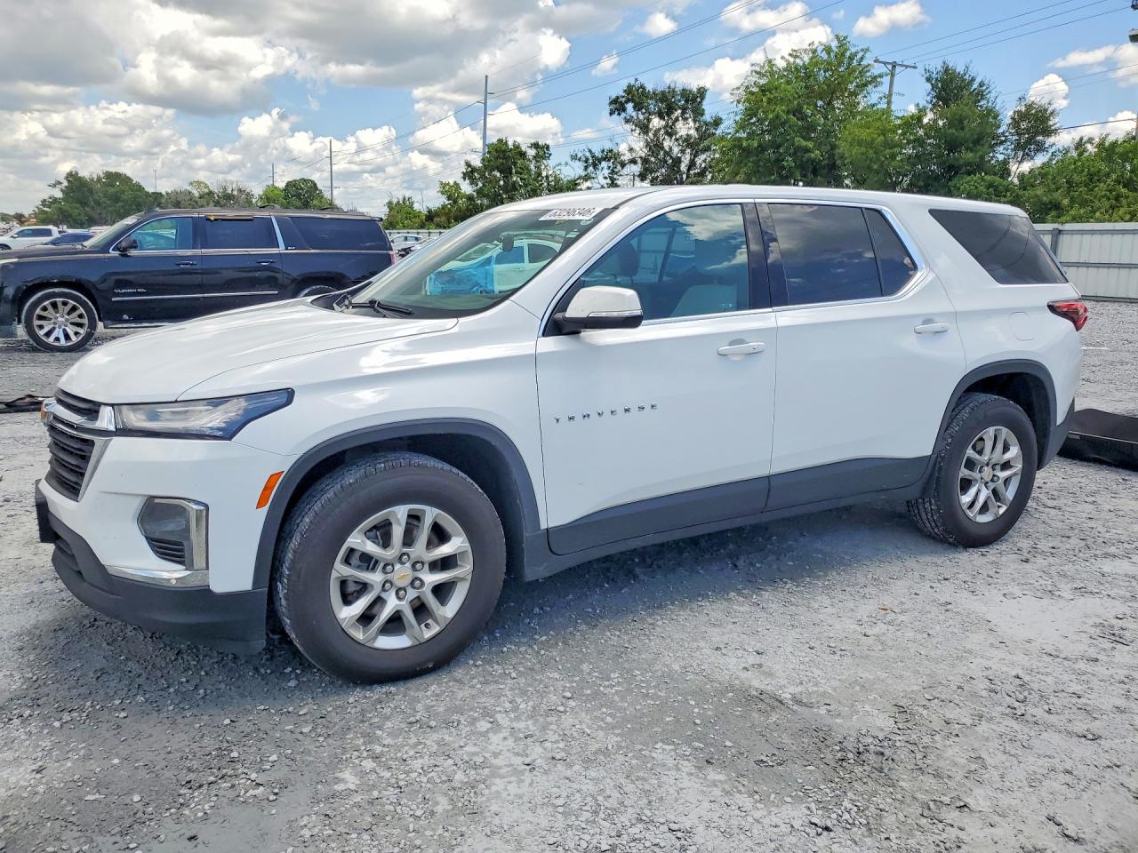 2023 CHEVROLET TRAVERSE LS