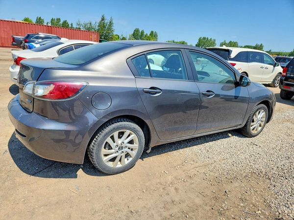 2013 MAZDA 3 Touring/GS
