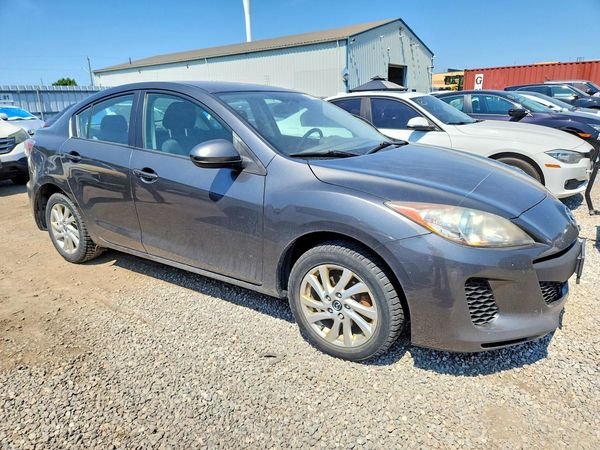 2013 MAZDA 3 Touring/GS