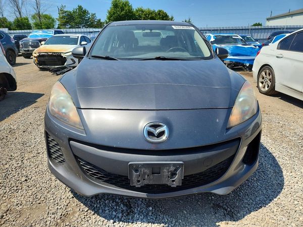 2013 MAZDA 3 Touring/GS