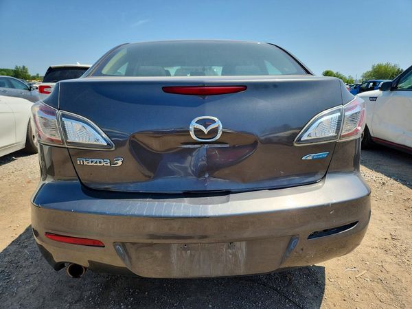 2013 MAZDA 3 Touring/GS