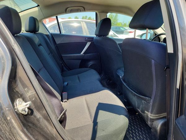 2013 MAZDA 3 Touring/GS