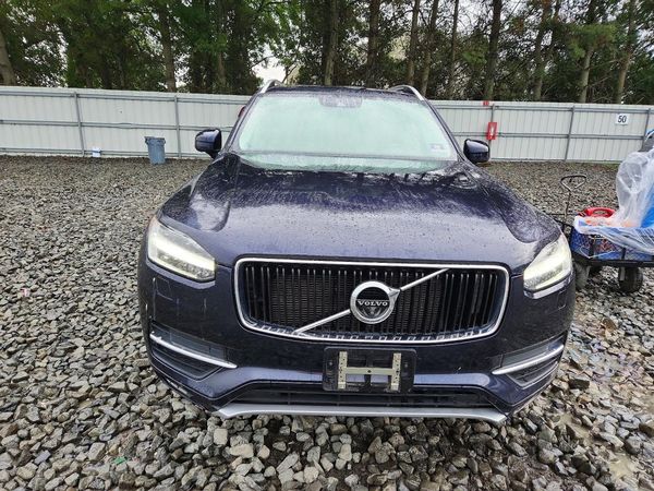 2016 VOLVO XC90
