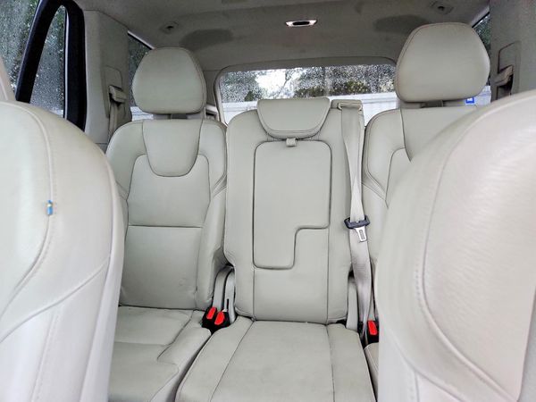 2016 VOLVO XC90