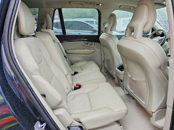 2016 VOLVO XC90