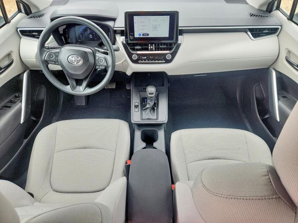2026 TOYOTA COROLLA CROSS L