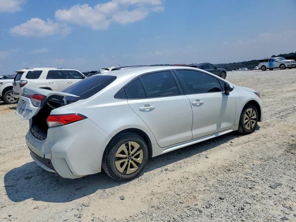 2022 TOYOTA COROLLA