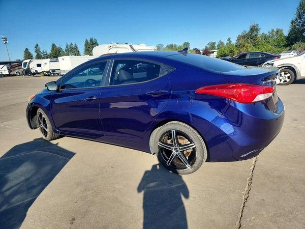 2013 HYUNDAI ELANTRA