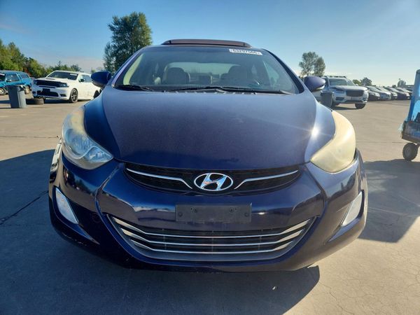 2013 HYUNDAI ELANTRA