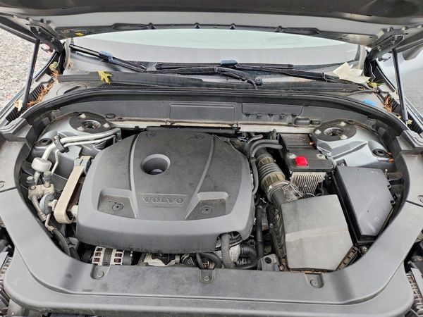 2020 VOLVO XC60 Inscription