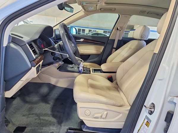 2019 AUDI Q5 quattro Premium