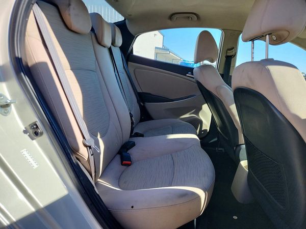 2017 HYUNDAI ACCENT SE Base