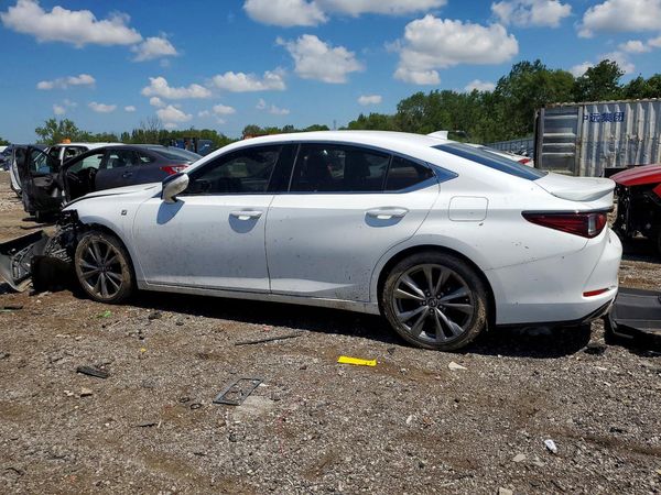 2019 LEXUS ES