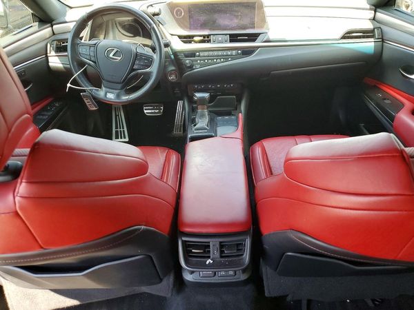2019 LEXUS ES