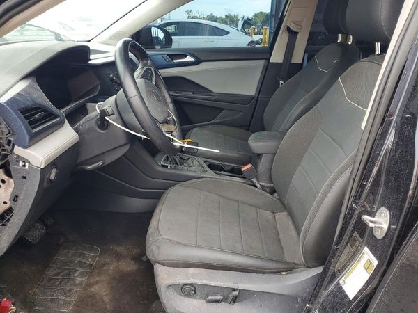 2024 VOLKSWAGEN TAOS
