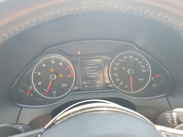 2013 AUDI Q5 Premium Plus