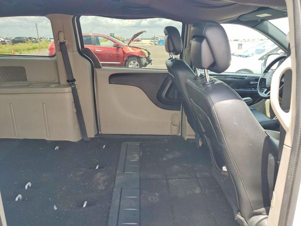 2018 DODGE GRAND CARAVAN SXT