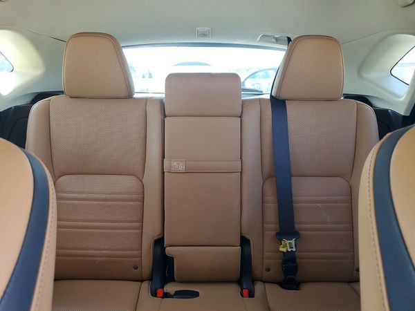 2016 LEXUS NX 200T 200t Luxury