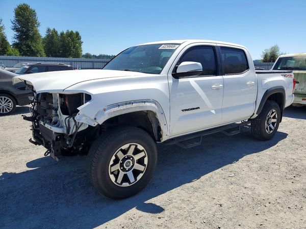 2016 TOYOTA TACOMA
