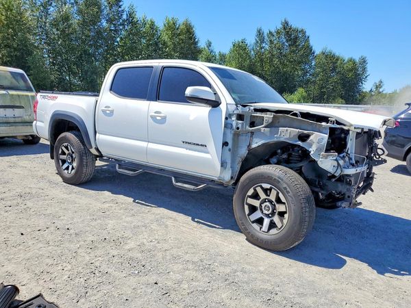 2016 TOYOTA TACOMA