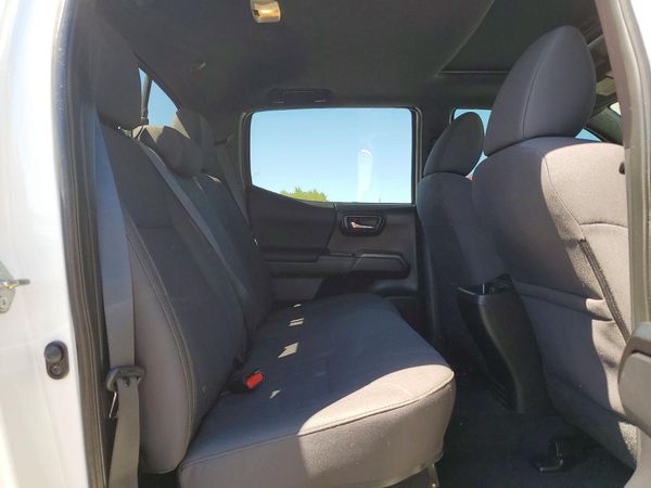 2016 TOYOTA TACOMA