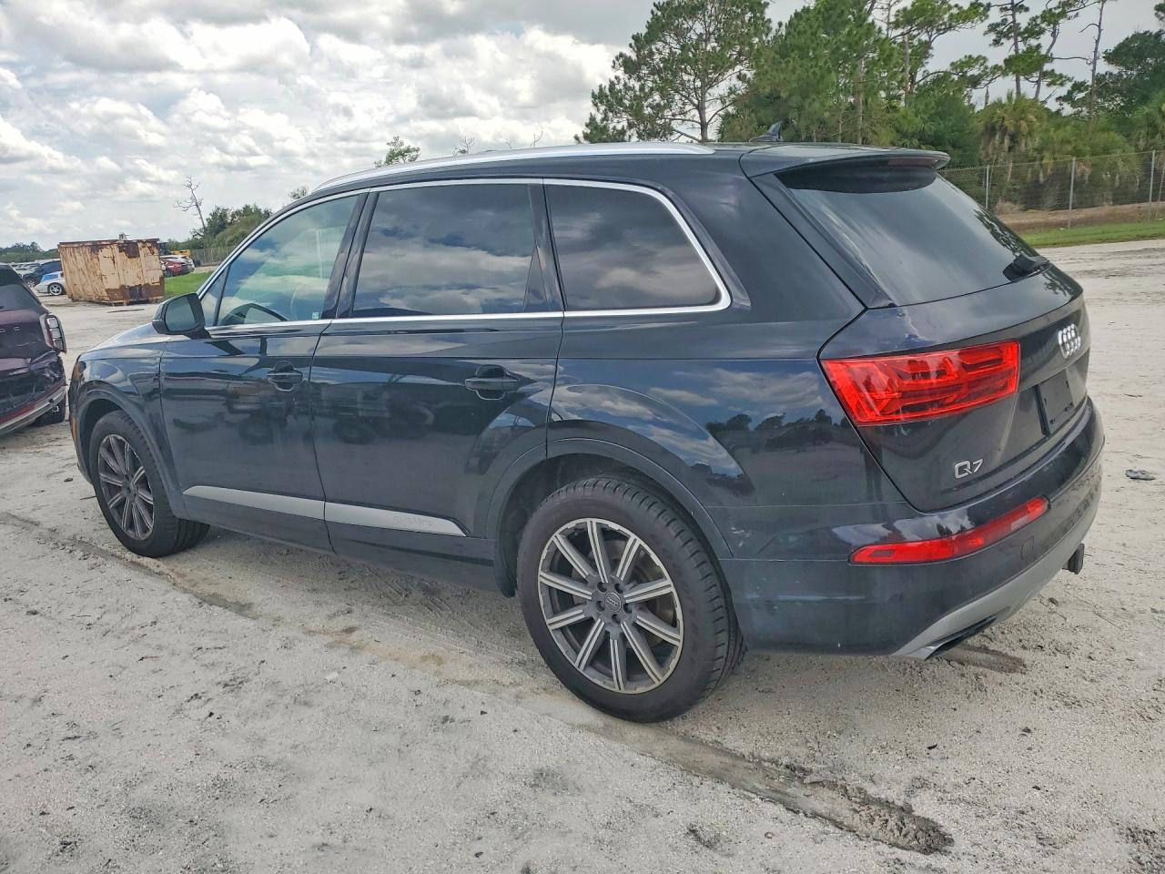 2018 AUDI Q7 quattro Premium