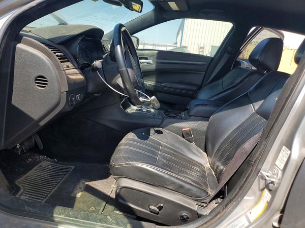 2016 CHRYSLER 300