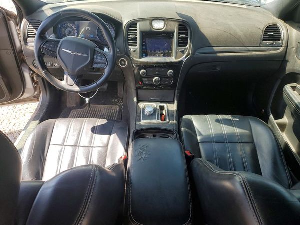 2016 CHRYSLER 300