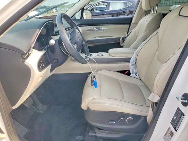 2023 GENESIS GV70