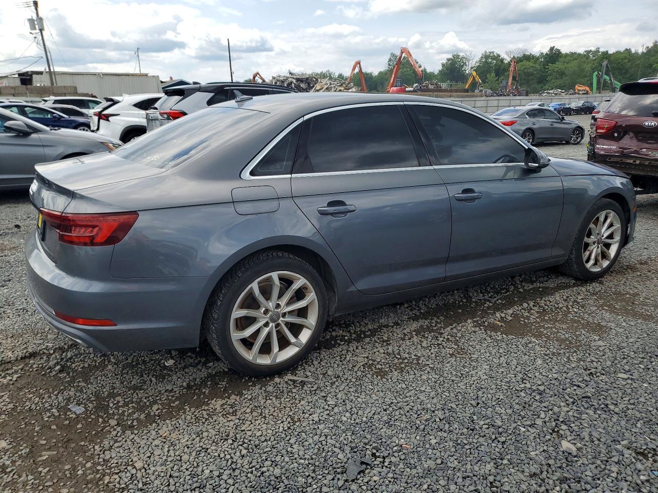 2019 AUDI A4 Premium, Titanium