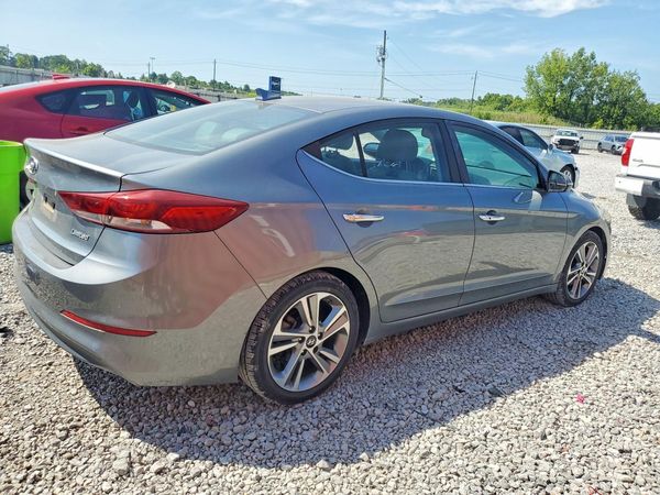 2017 HYUNDAI ELANTRA