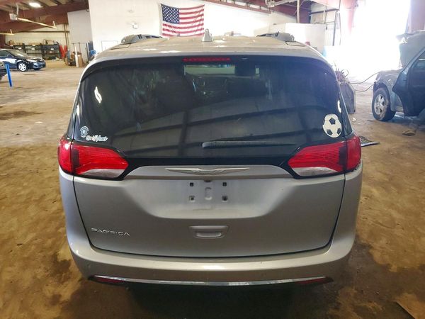 2017 CHRYSLER PACIFICA Touring L Plus