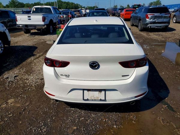 2019 MAZDA 3