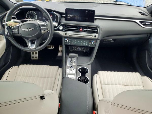2025 GENESIS G70