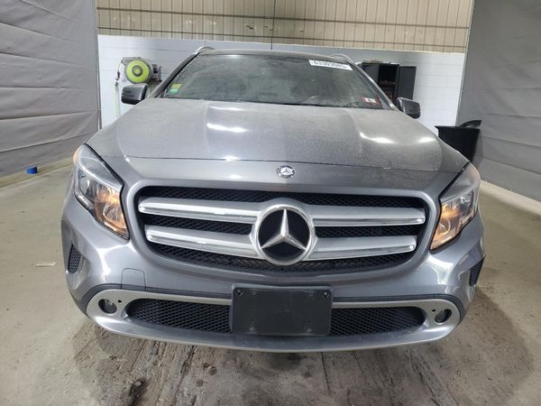 2016 MERCEDES-BENZ GLA