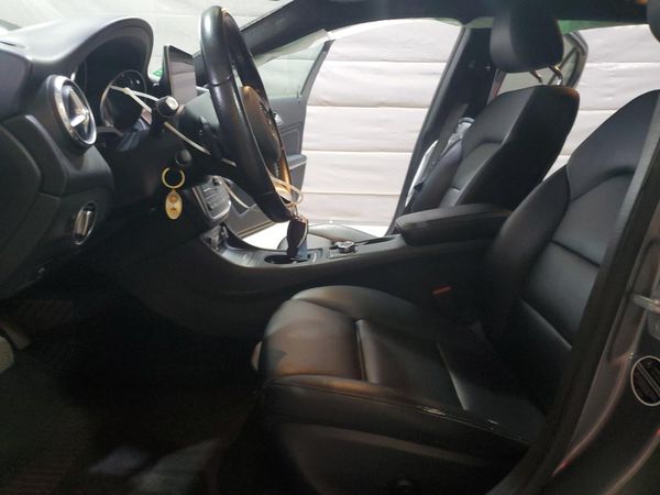 2016 MERCEDES-BENZ GLA