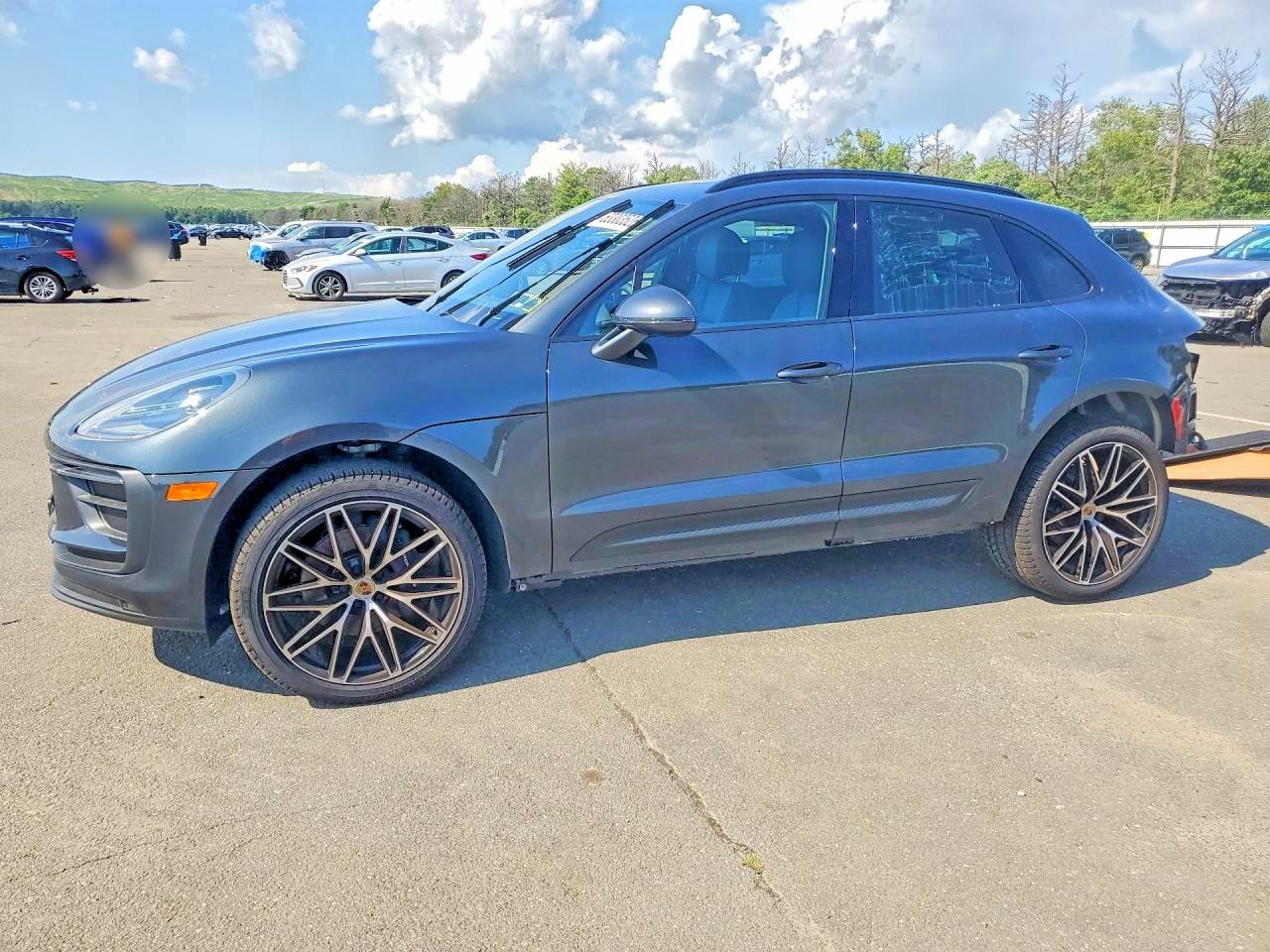 2026 PORSCHE MACAN Macan, Macan T