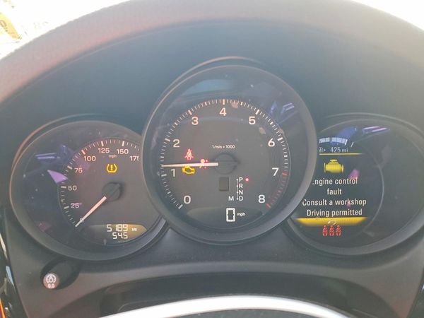 2026 PORSCHE MACAN Macan, Macan T