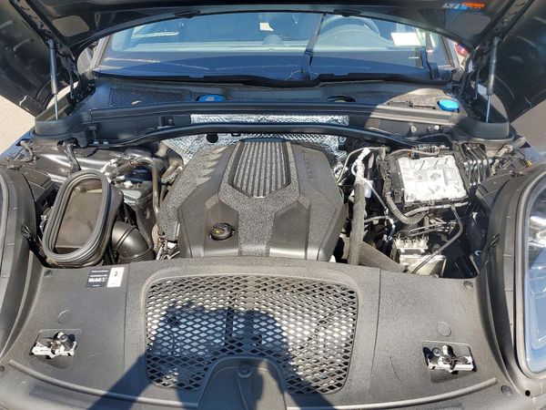 2026 PORSCHE MACAN Macan, Macan T