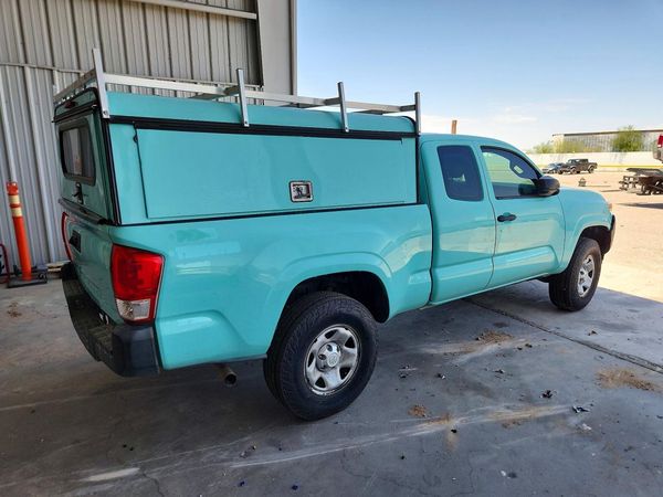2017 TOYOTA TACOMA SR/SR5