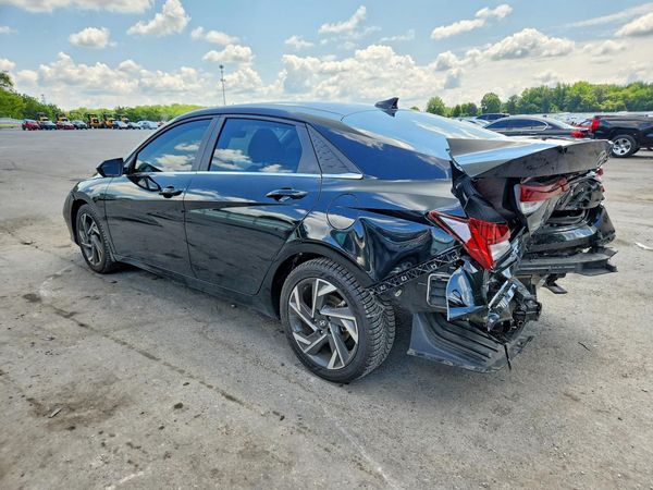 2024 HYUNDAI ELANTRA SEL w/ Convenience Pkg