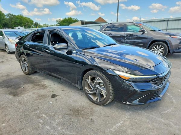 2024 HYUNDAI ELANTRA SEL w/ Convenience Pkg