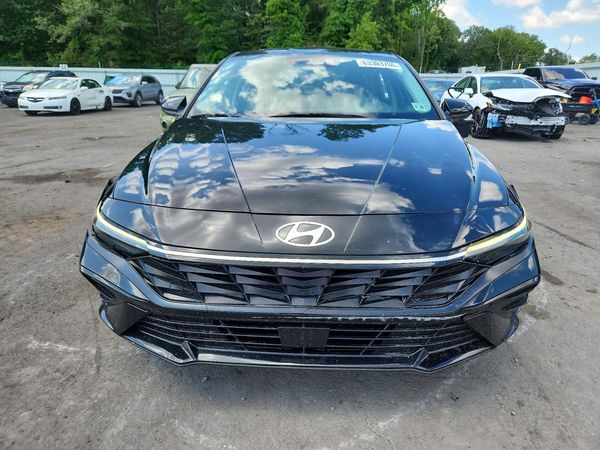 2024 HYUNDAI ELANTRA SEL w/ Convenience Pkg