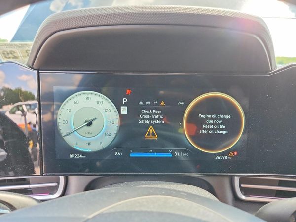 2024 HYUNDAI ELANTRA SEL w/ Convenience Pkg