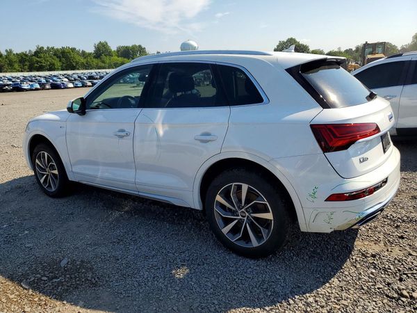 2022 AUDI Q5 S Line quattro Premium