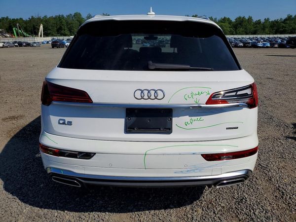 2022 AUDI Q5 S Line quattro Premium