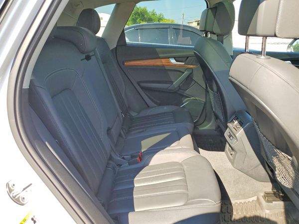2022 AUDI Q5 S Line quattro Premium