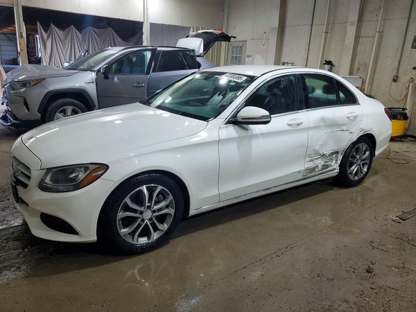 2016 MERCEDES-BENZ C C300