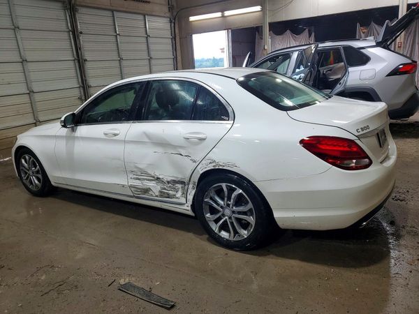 2016 MERCEDES-BENZ C C300