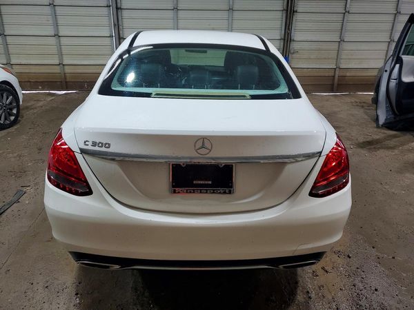 2016 MERCEDES-BENZ C C300